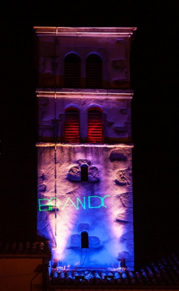 Fichier:Illumination-eglise-de-brandon-festival.jpg