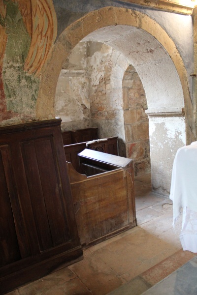 Fichier:SaintRomainDesIlesEglise (57).JPG